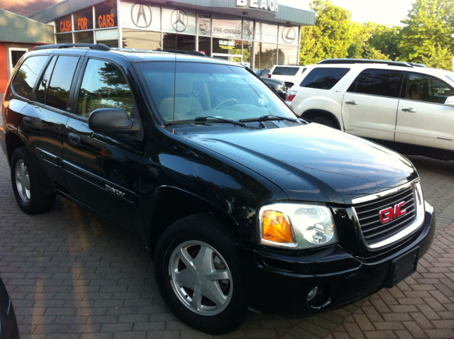 GMC Envoy 2003 photo 6