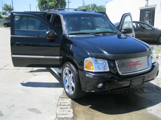 GMC Envoy Wagon SE SUV