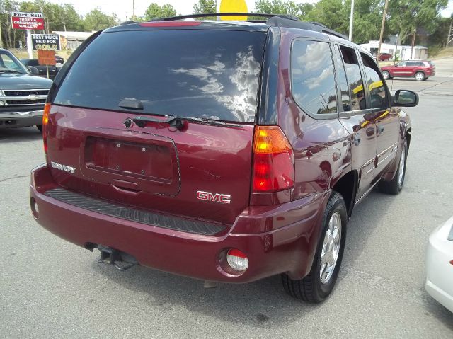 GMC Envoy 2003 photo 4