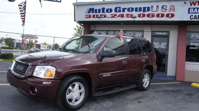 GMC Envoy 2003 photo 2