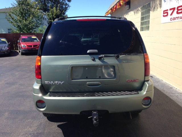 GMC Envoy 2003 photo 3