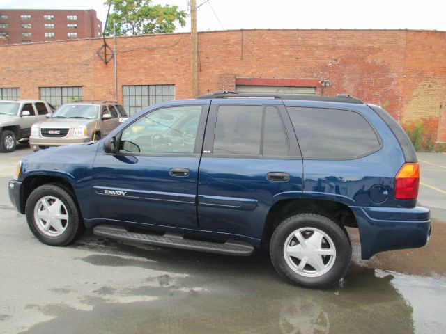 GMC Envoy Wagon SE SUV