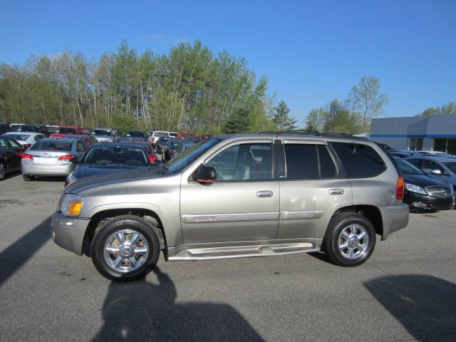 GMC Envoy 2003 photo 32