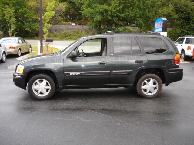 GMC Envoy 2003 photo 3