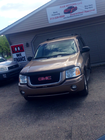 GMC Envoy 2003 photo 1