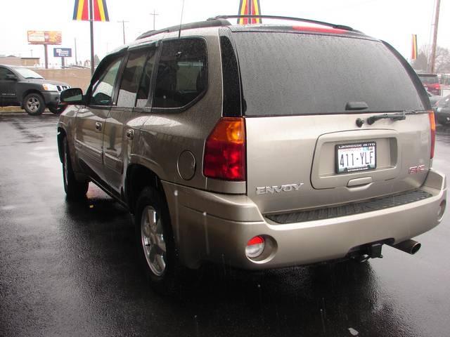 GMC Envoy 2003 photo 5