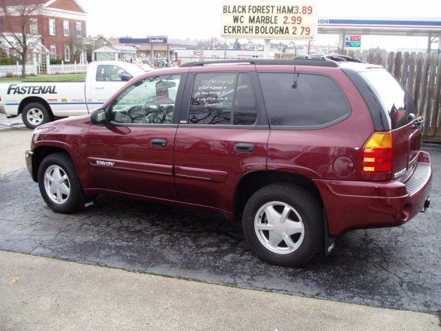 GMC Envoy 2003 photo 0