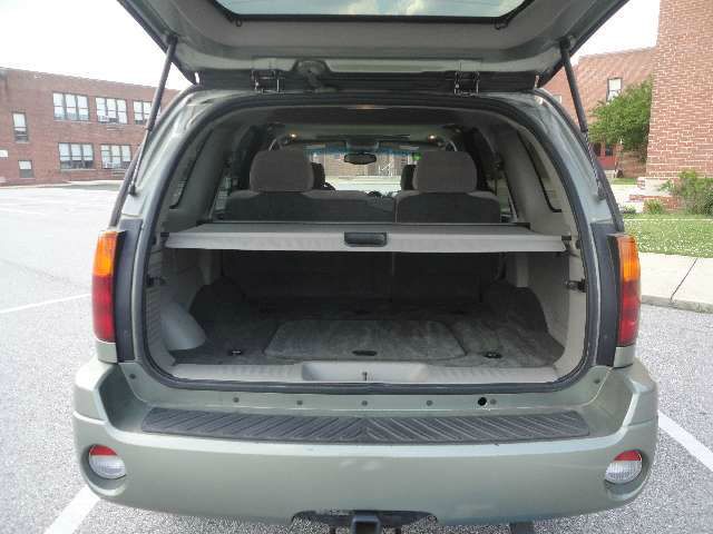 GMC Envoy 2003 photo 3