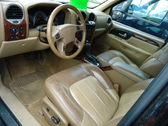 GMC Envoy 2003 photo 4