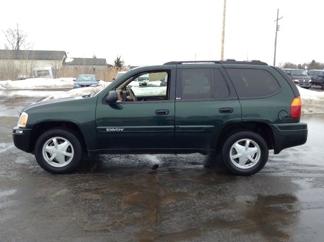 GMC Envoy 2003 photo 4