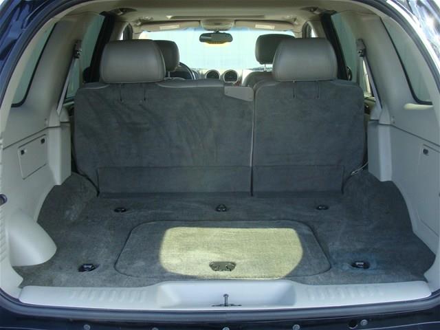 GMC Envoy 2003 photo 26