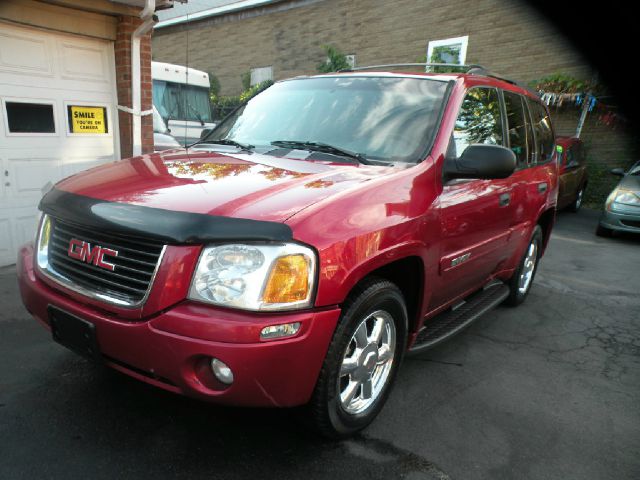 GMC Envoy 2003 photo 1