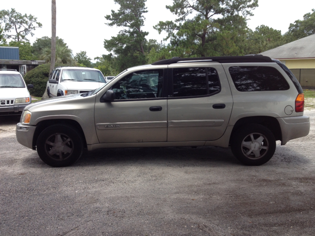 GMC Envoy 2003 photo 3