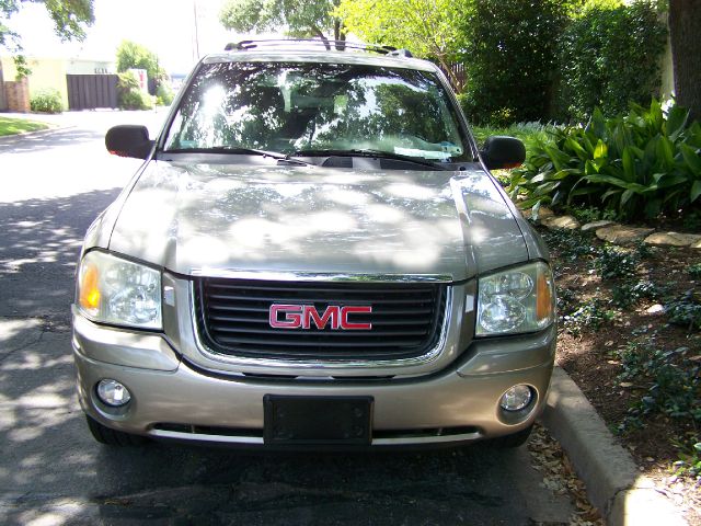 GMC Envoy 2003 photo 3