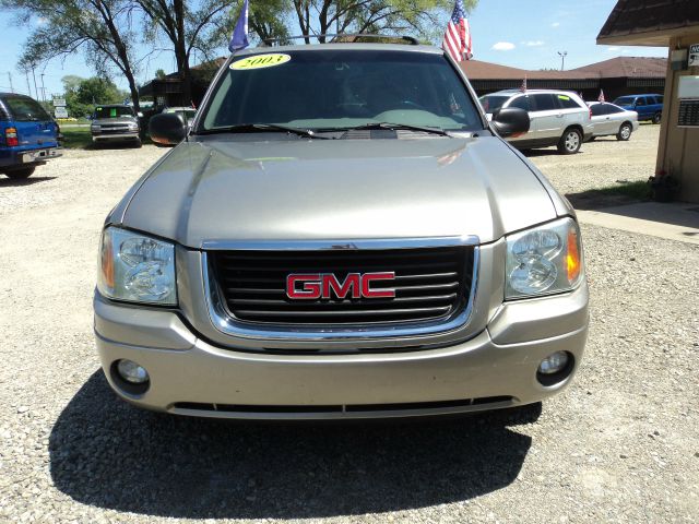 GMC Envoy 2003 photo 15