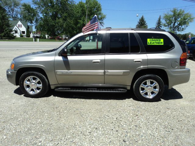 GMC Envoy 2003 photo 3