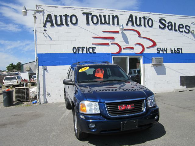 GMC Envoy 2003 photo 4