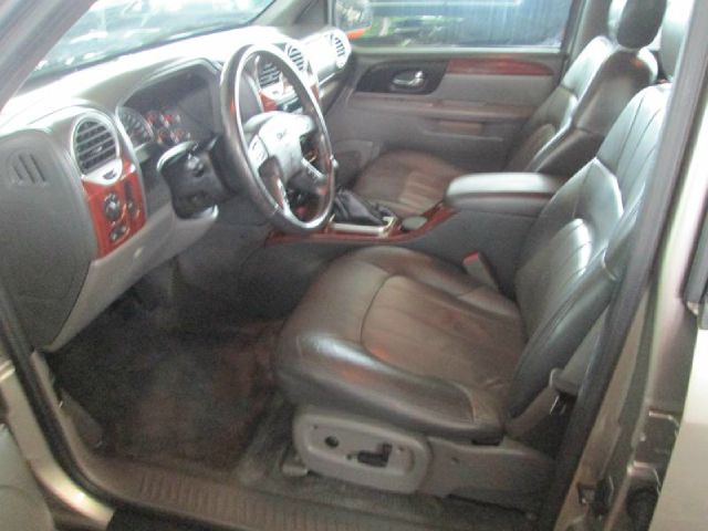 GMC Envoy 2003 photo 1