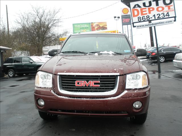 GMC Envoy 2003 photo 1