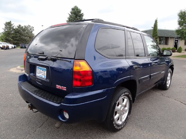 GMC Envoy 2003 photo 10