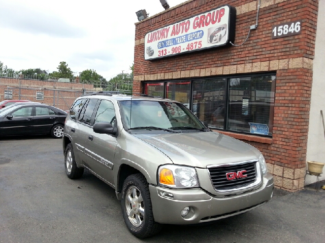 GMC Envoy 2003 photo 3