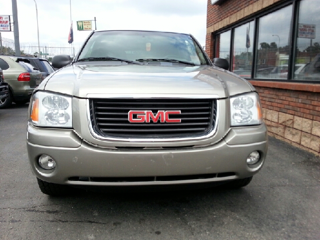 GMC Envoy 2003 photo 4