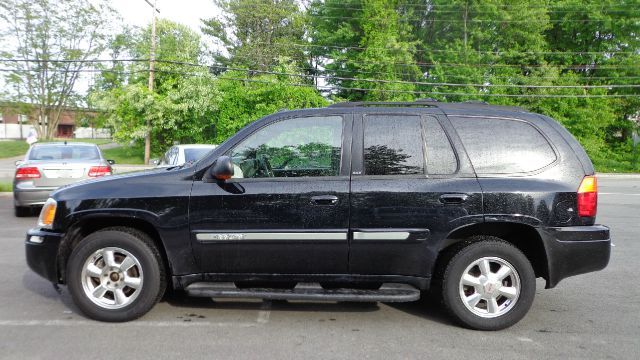 GMC Envoy 2004 photo 8