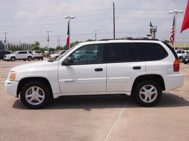 GMC Envoy 45 SUV