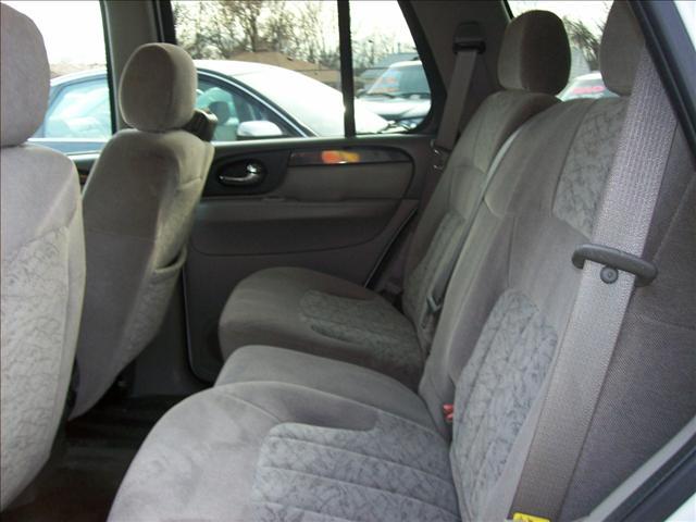 GMC Envoy 2004 photo 3