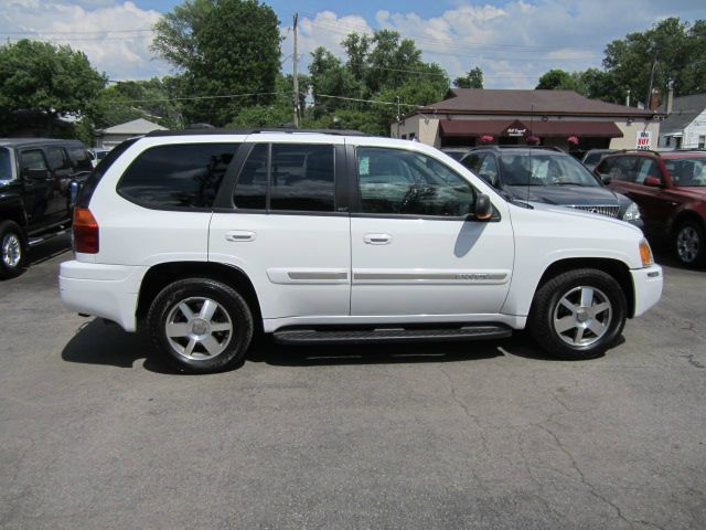 GMC Envoy Wagon SE SUV