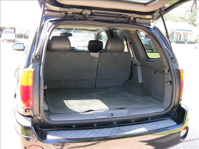 GMC Envoy 2004 photo 5