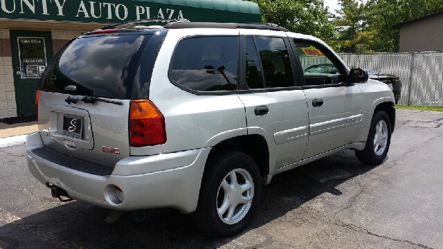 GMC Envoy 2004 photo 7