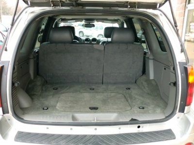 GMC Envoy 2004 photo 2