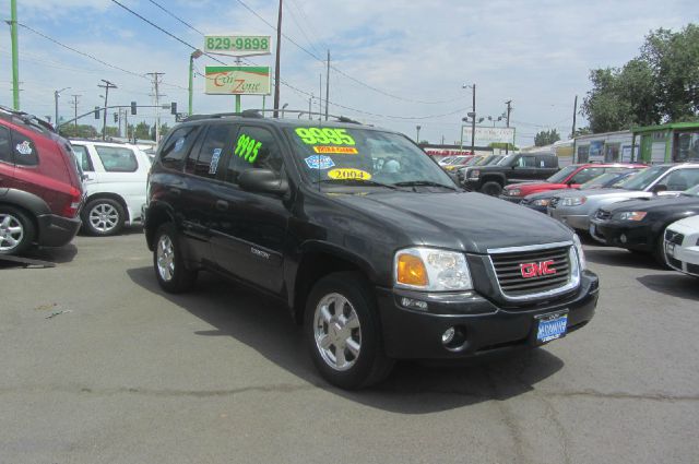 GMC Envoy 2004 photo 4