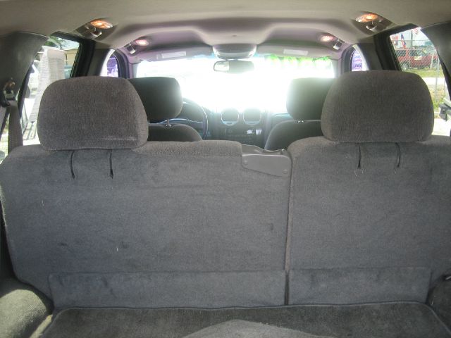 GMC Envoy 2004 photo 6