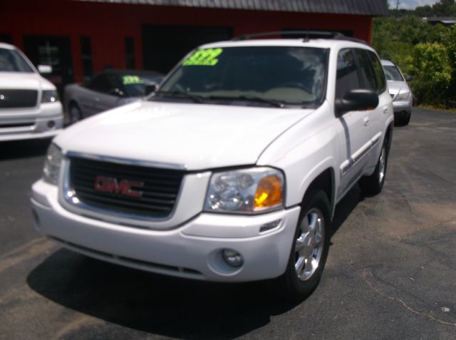 GMC Envoy 2004 photo 6