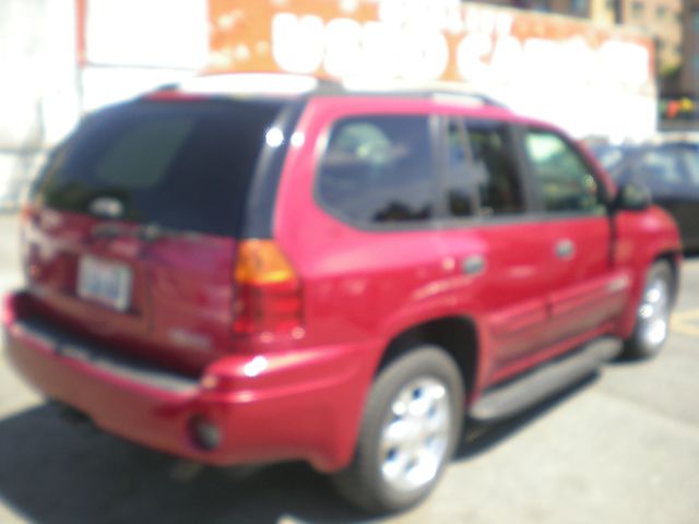 GMC Envoy 2004 photo 1