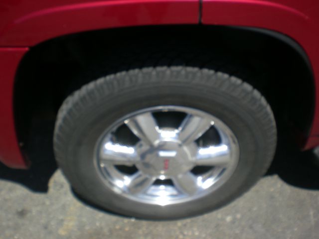 GMC Envoy 2004 photo 5