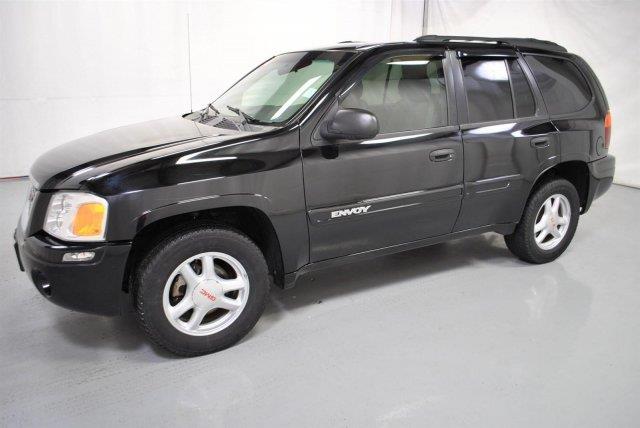 GMC Envoy 2004 photo 18