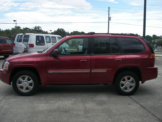 GMC Envoy 2004 photo 15