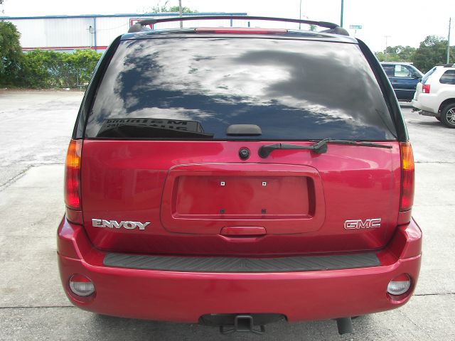 GMC Envoy 2004 photo 17