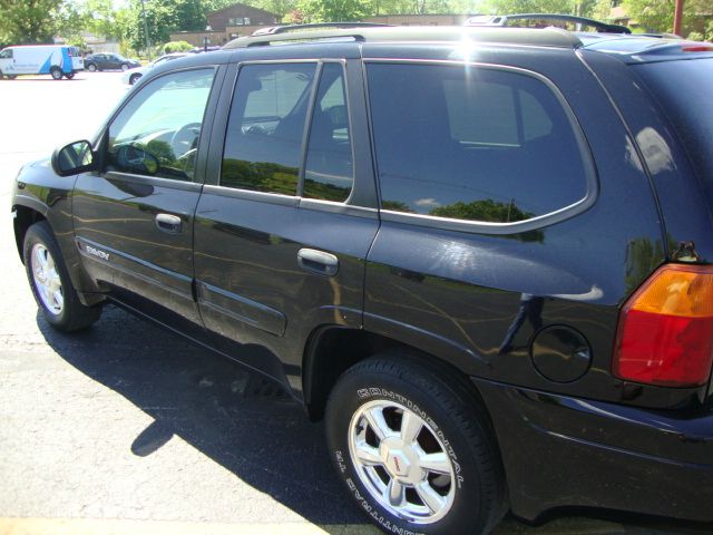 GMC Envoy 2004 photo 7