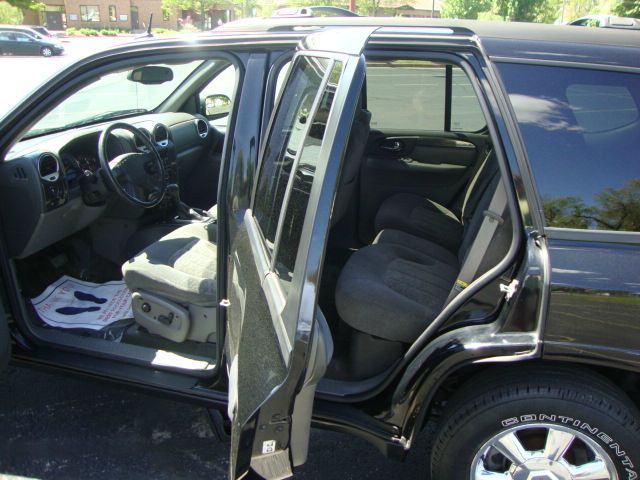 GMC Envoy 2004 photo 9