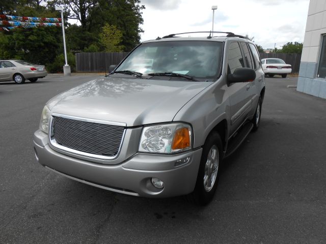 GMC Envoy 2004 photo 3