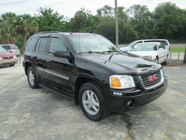 GMC Envoy 2004 photo 1