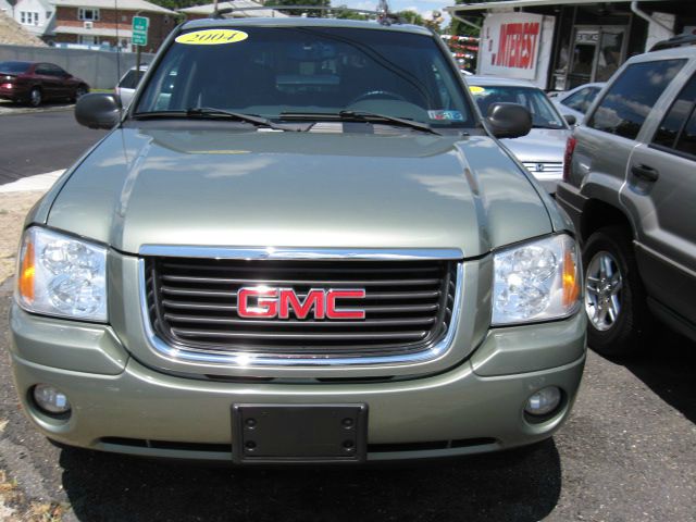 GMC Envoy 2004 photo 3