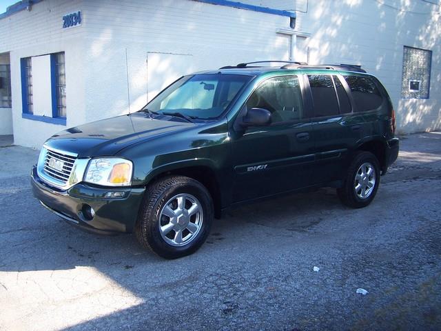 GMC Envoy 2004 photo 4