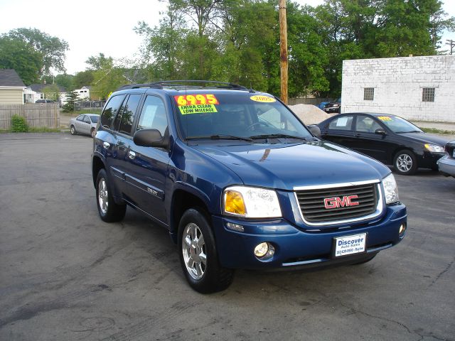 GMC Envoy 2005 photo 1