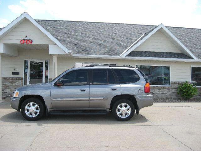 GMC Envoy 2005 photo 1