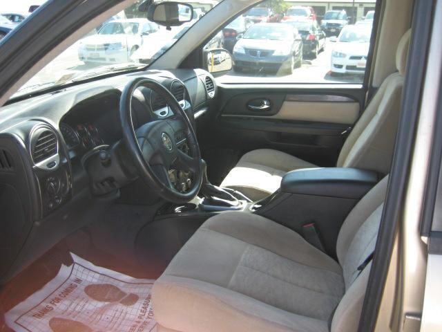 GMC Envoy 2005 photo 3